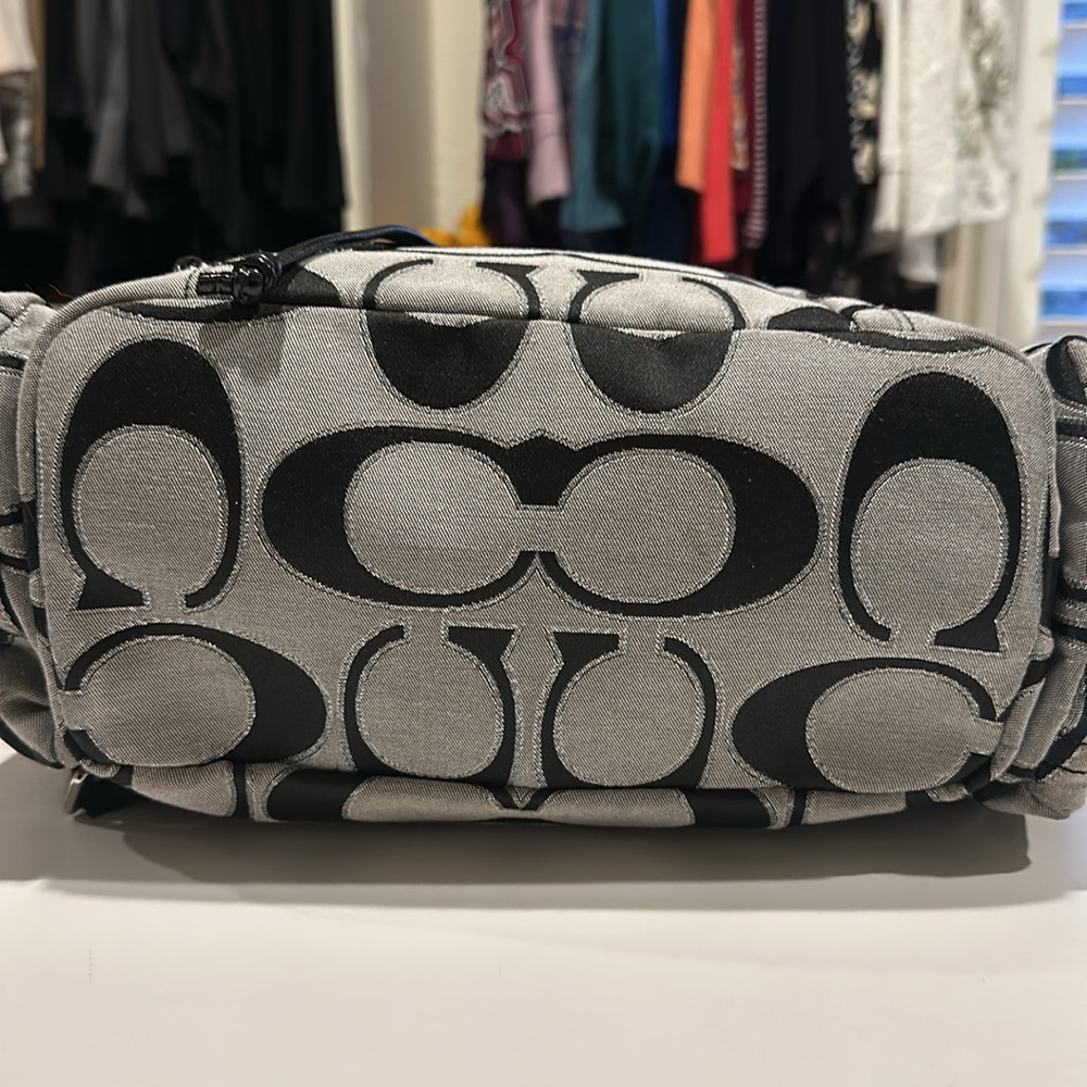 Coach POPPY Signature SATEEN Lurex Backpack - Picture 3 of 5